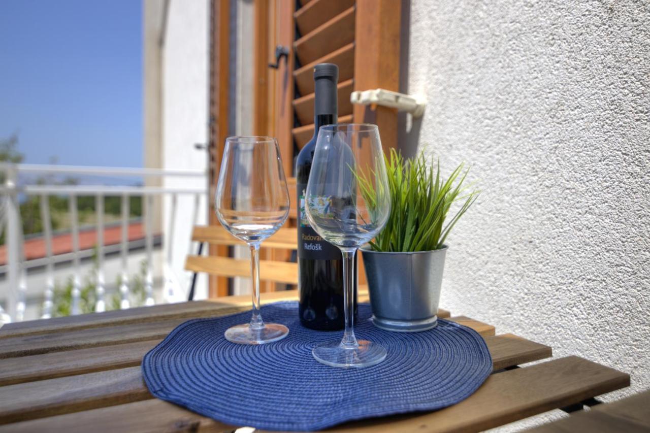 Apartman Luka Sveti Juraj Exteriör bild