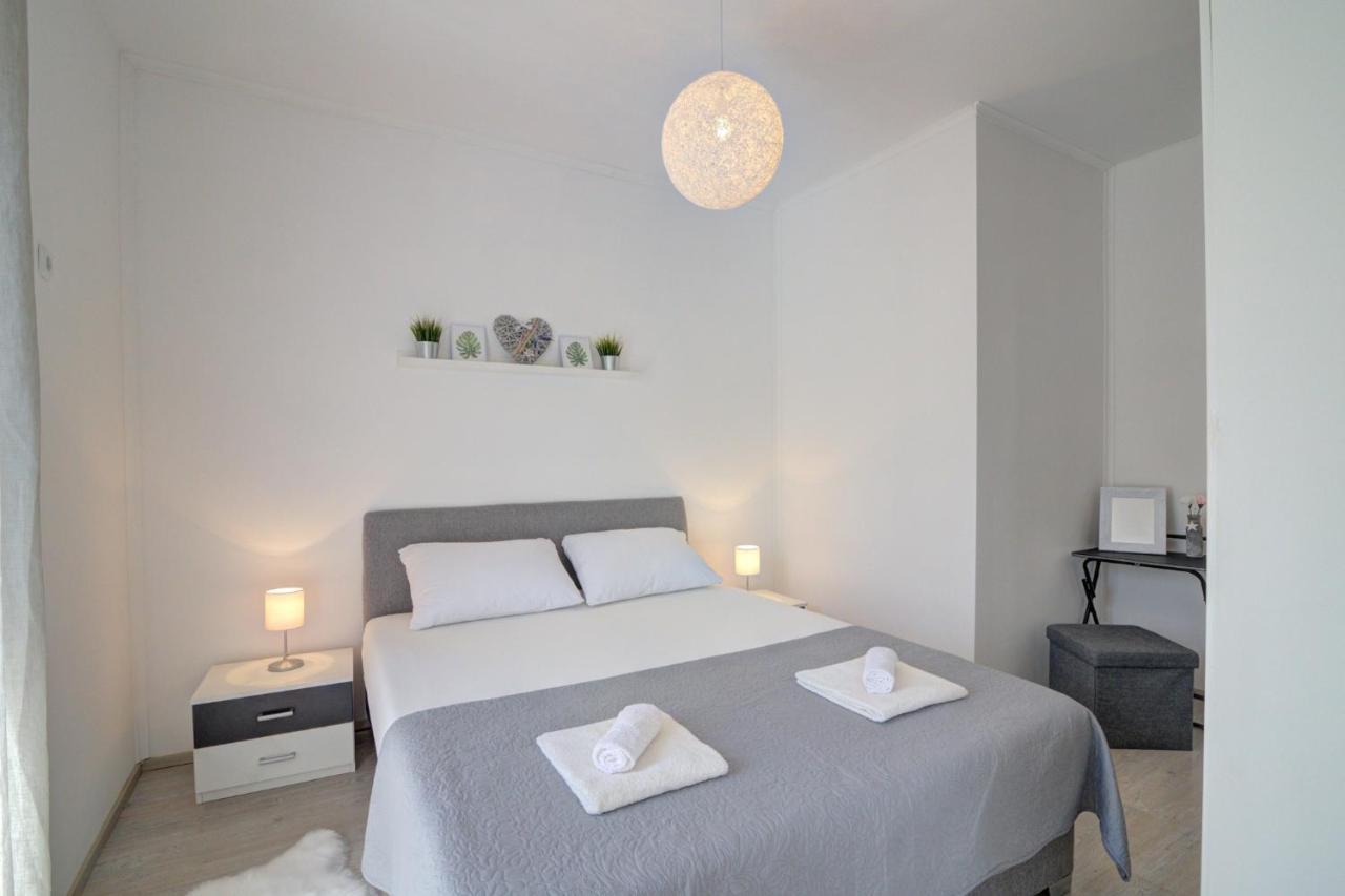Apartman Luka Sveti Juraj Exteriör bild