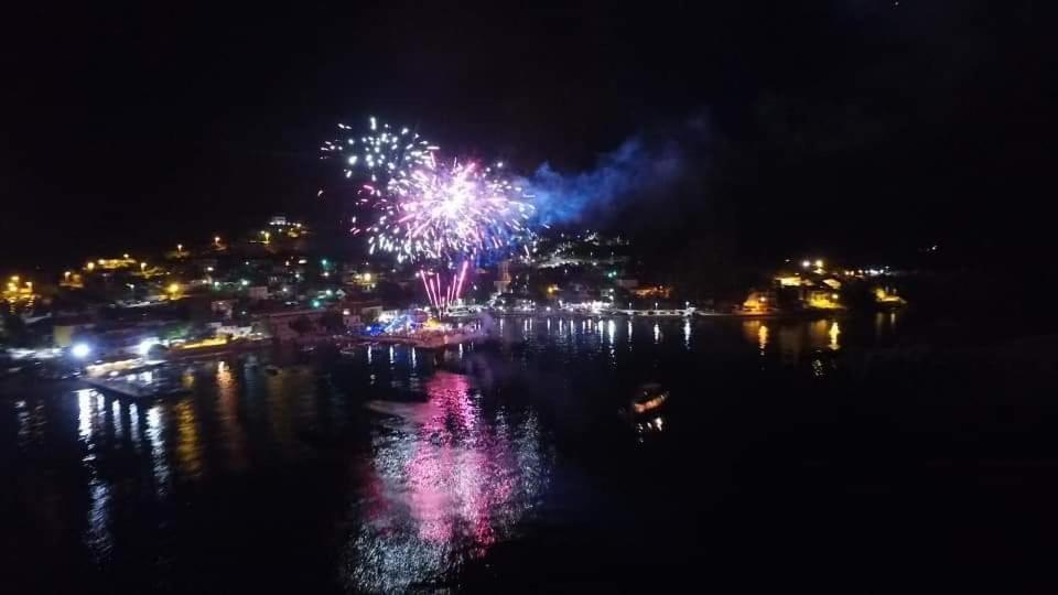 Apartman Luka Sveti Juraj Exteriör bild